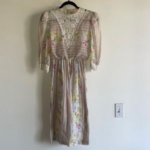Vintage midi dress